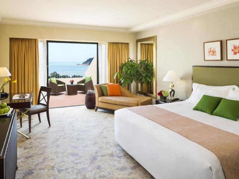 Grand Coloane Resort Macau Ngoại thất bức ảnh A room at the Conrad Maldives